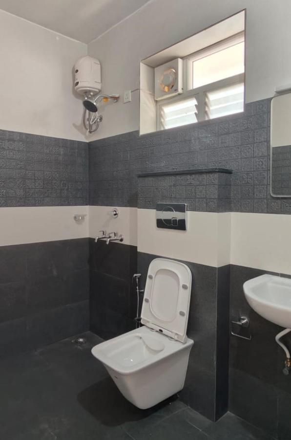 Hobiz Serviced Apartments Chalakuzhy Nr Medical College Trivandrum Thiruvananthapuram Exteriör bild