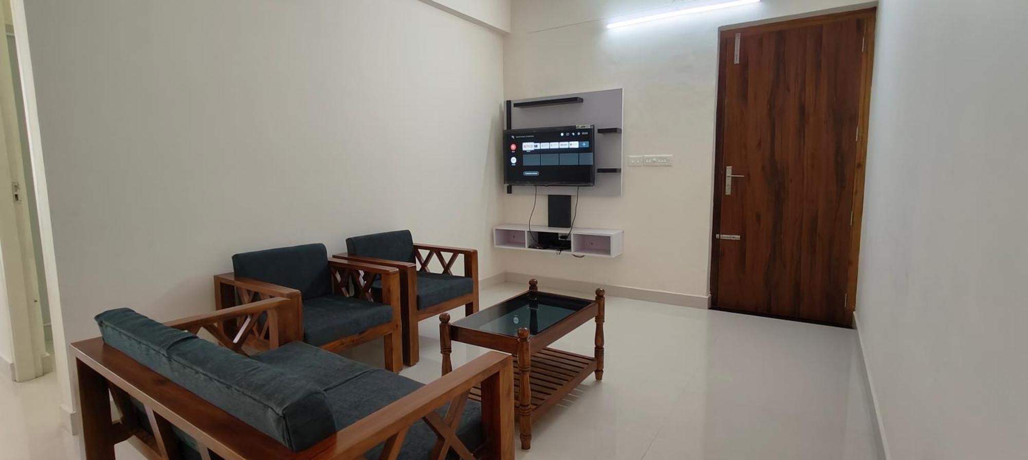 Hobiz Serviced Apartments Chalakuzhy Nr Medical College Trivandrum Thiruvananthapuram Exteriör bild